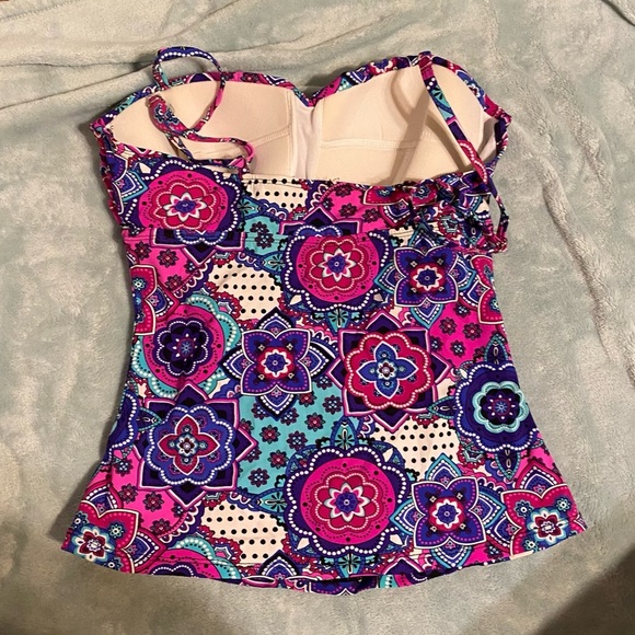 Tankini swimsuit top - Picture 2 of 3